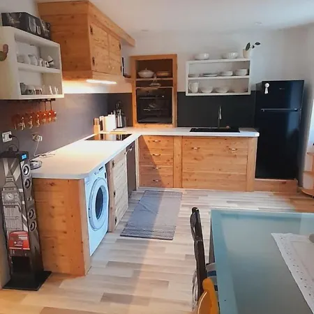 Casetta Stile Montano Apartment *